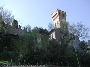 Oltrepò, castello di Cigognola