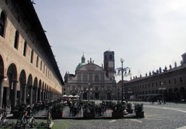 Vigevano, Piazza Ducale